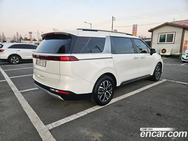 Kia Carnival 2020 2.2 автомат (гидро), миниатюра 4 Kia Carnival 2020 2.2 автомат (гидро), миниатюра 4