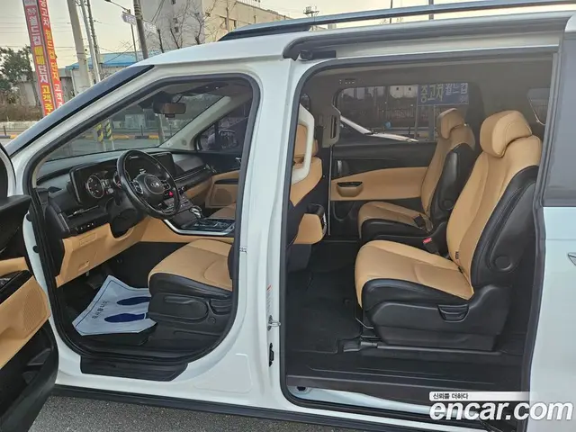 Kia Carnival 2020 2.2 автомат (гидро), миниатюра 10 Kia Carnival 2020 2.2 автомат (гидро), миниатюра 10