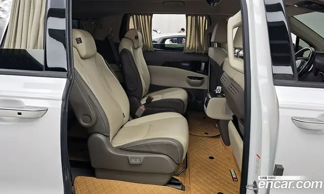 Kia Carnival 2021 3.5 автомат (гидро), миниатюра 12