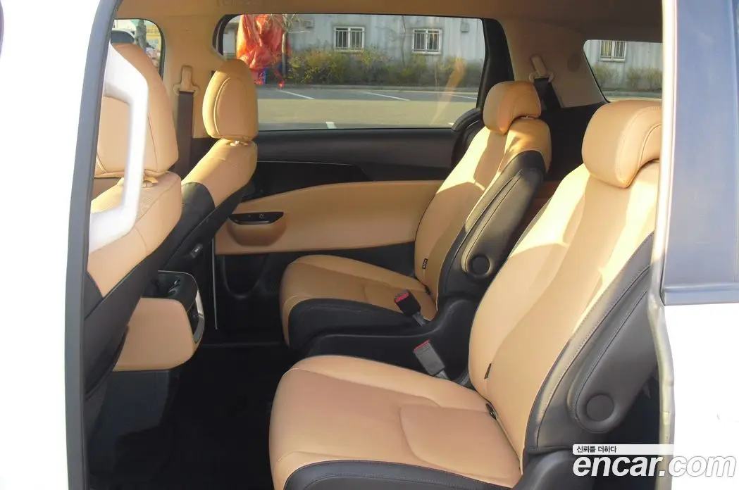 Kia Carnival 2021 2.2 автомат (гидро), фото 7