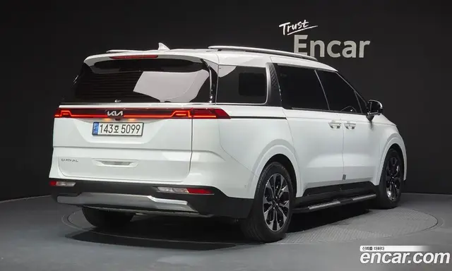 Kia Carnival 2021 2.2 автомат (гидро), миниатюра 2