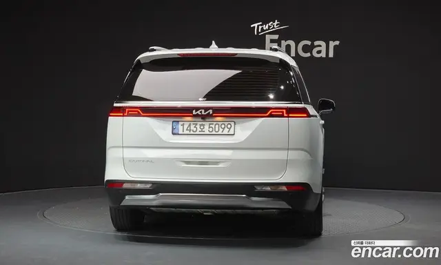 Kia Carnival 2021 2.2 автомат (гидро), миниатюра 4