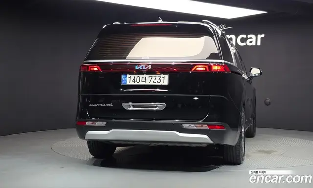 Kia Carnival 2021 2.2 автомат (гидро), миниатюра 4