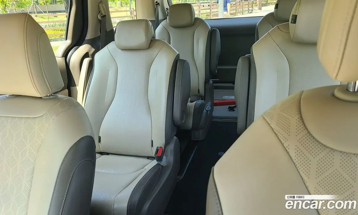 Kia Carnival 2021 2.2 автомат (гидро), фото 10 Kia Carnival 2021 2.2 автомат (гидро), фото 10