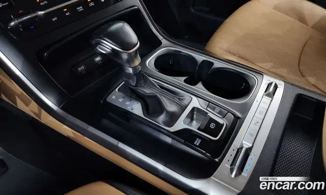 Kia Carnival 2021 2.2 автомат (гидро), миниатюра 11