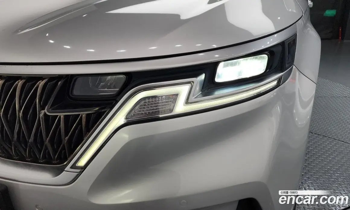 Kia Carnival 2021 2.2 автомат (гидро), фото 7