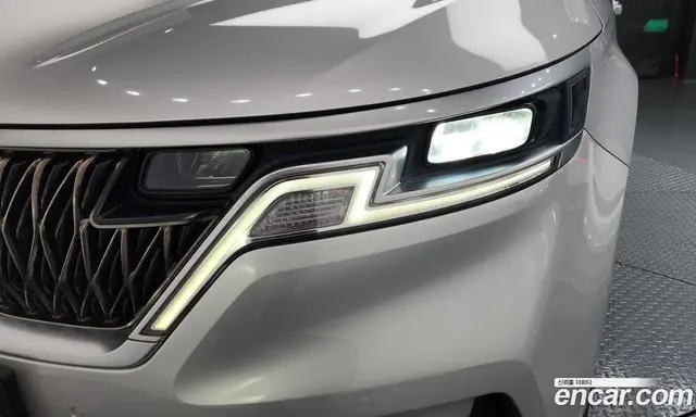 Kia Carnival 2021 2.2 автомат (гидро), миниатюра 7