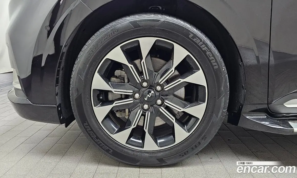 Kia Carnival 2022 3.5 автомат (гидро), фото 5 Kia Carnival 2022 3.5 автомат (гидро), фото 5