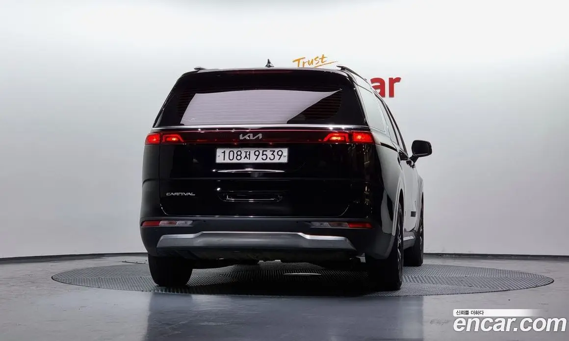 Kia Carnival 2022 2.2 автомат (гидро), фото 4 Kia Carnival 2022 2.2 автомат (гидро), фото 4
