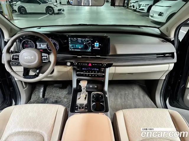 Kia Carnival 2022 2.2 автомат (гидро), миниатюра 6 Kia Carnival 2022 2.2 автомат (гидро), миниатюра 6