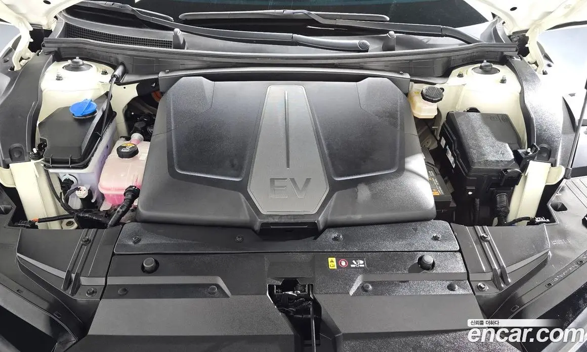 Kia EV6 2021 0.1 автомат (гидро), фото 6