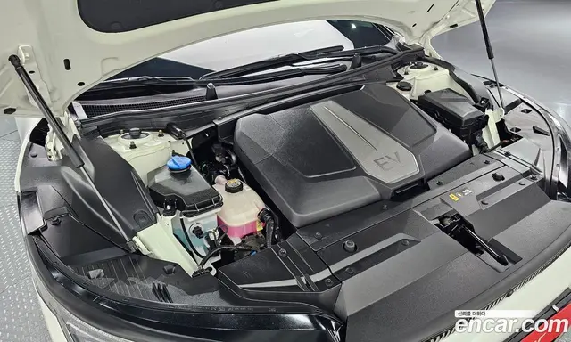 Kia EV6 2024 0.1 автомат (гидро), миниатюра 6