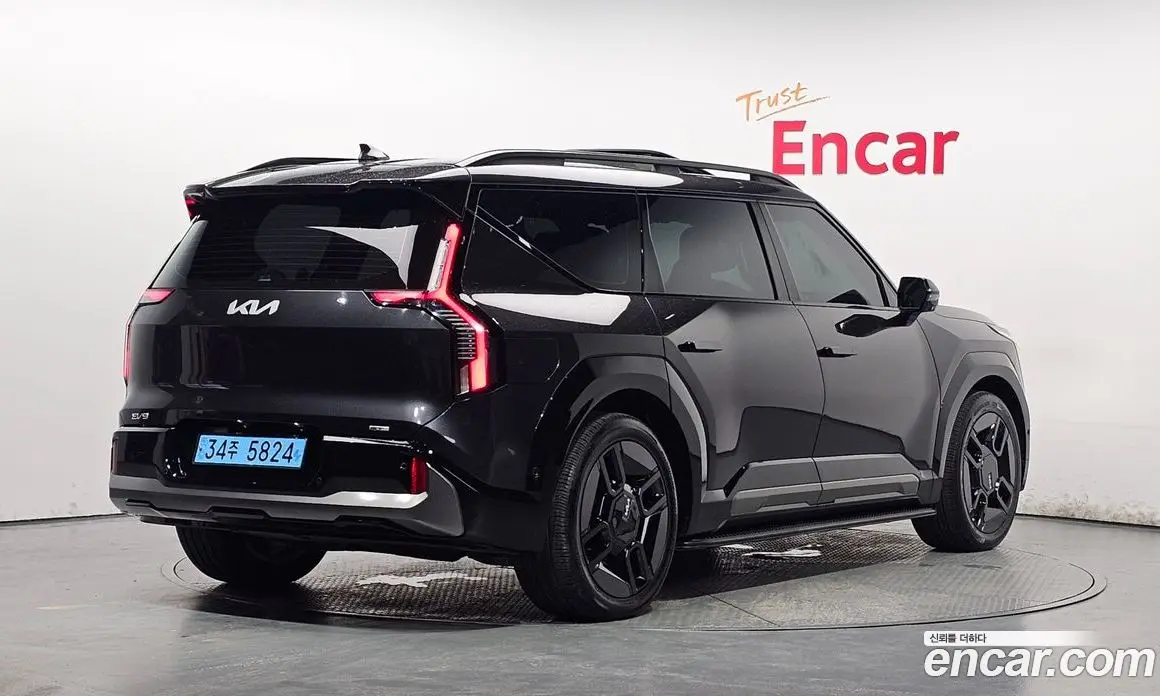 Kia EV9 2023 0.2 автомат (гидро), фото 2