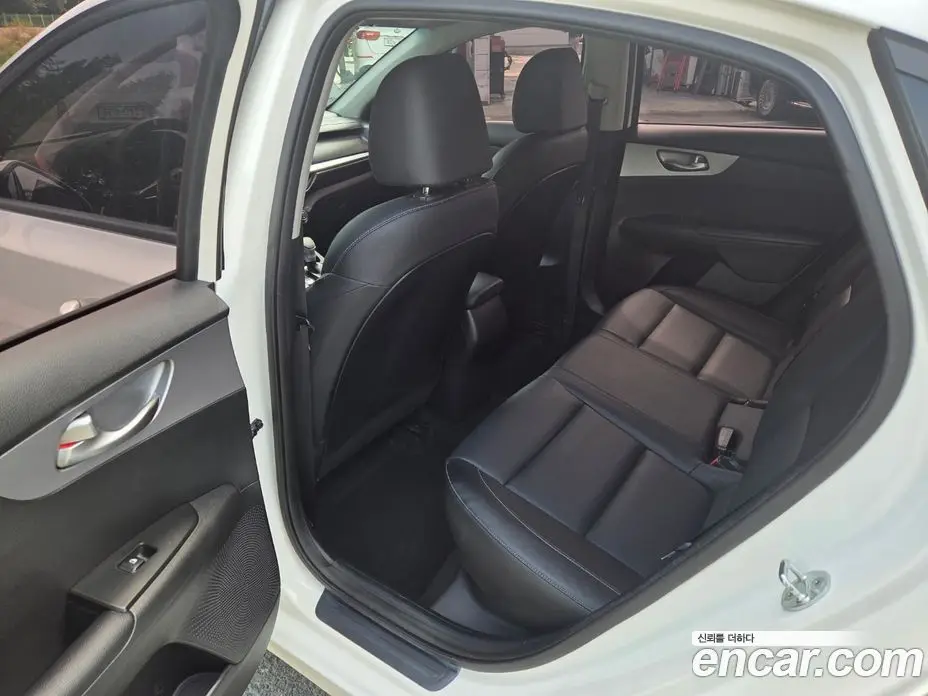 Kia K3 2021 1.6 автомат (гидро), фото 10 Kia K3 2021 1.6 автомат (гидро), фото 10