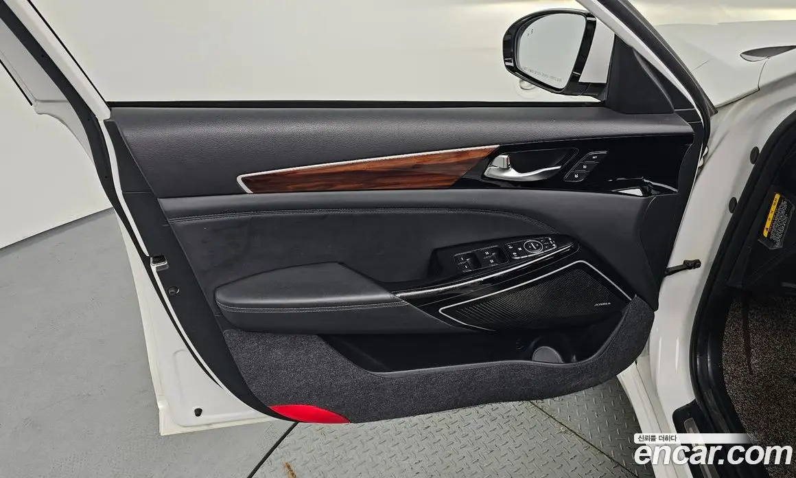 Kia K7 2016 2.2 автомат (гидро), фото 14 Kia K7 2016 2.2 автомат (гидро), фото 14
