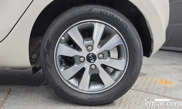 Kia Morning 2014 1.0 автомат (гидро), миниатюра 7