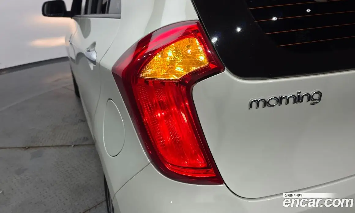 Kia Morning 2014 1.0 автомат (гидро), фото 9