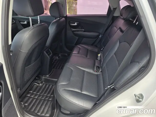 Kia Niro 2017 1.6 автомат (гидро), миниатюра 11 Kia Niro 2017 1.6 автомат (гидро), миниатюра 11