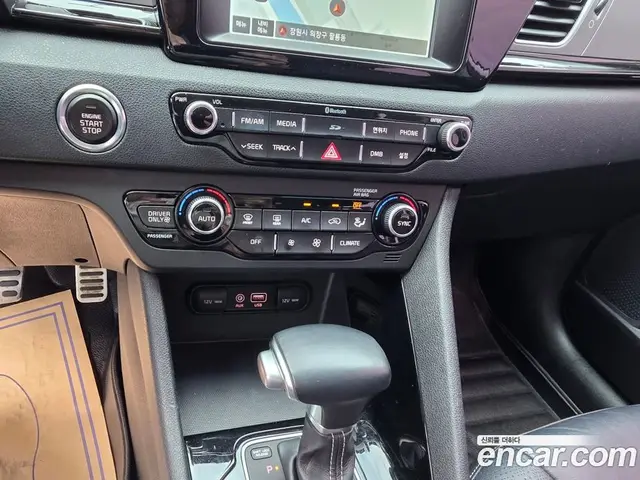Kia Niro 2017 1.6 автомат (гидро), миниатюра 8 Kia Niro 2017 1.6 автомат (гидро), миниатюра 8