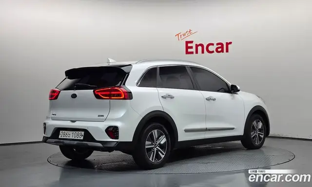 Kia Niro 2019 1.6 автомат (гидро), миниатюра 2 Kia Niro 2019 1.6 автомат (гидро), миниатюра 2