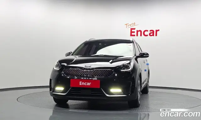 Kia Niro 2019 1.6 автомат (гидро), миниатюра 3 Kia Niro 2019 1.6 автомат (гидро), миниатюра 3