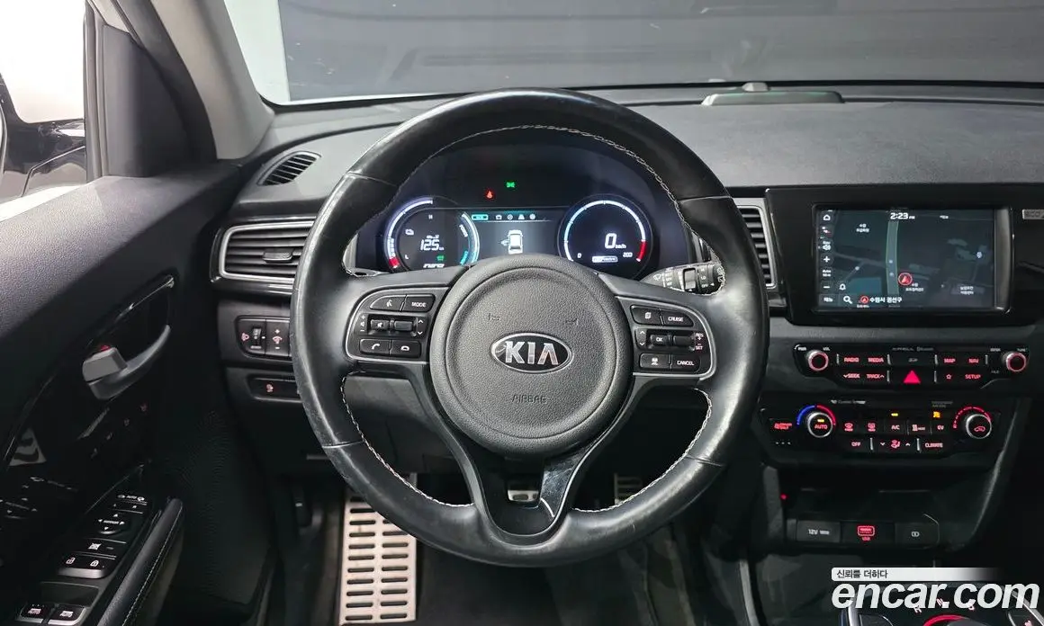 Kia Niro 2019 0.2 автомат (гидро), фото 13