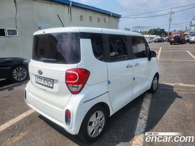 Kia Ray 2018 1.0 автомат (гидро), миниатюра 2