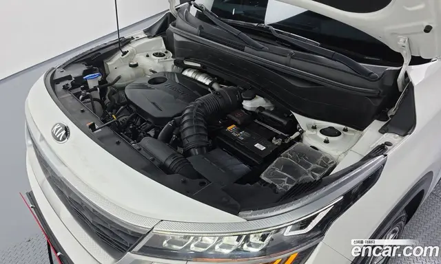 Kia Seltos 2019 1.6 автомат (гидро), миниатюра 6