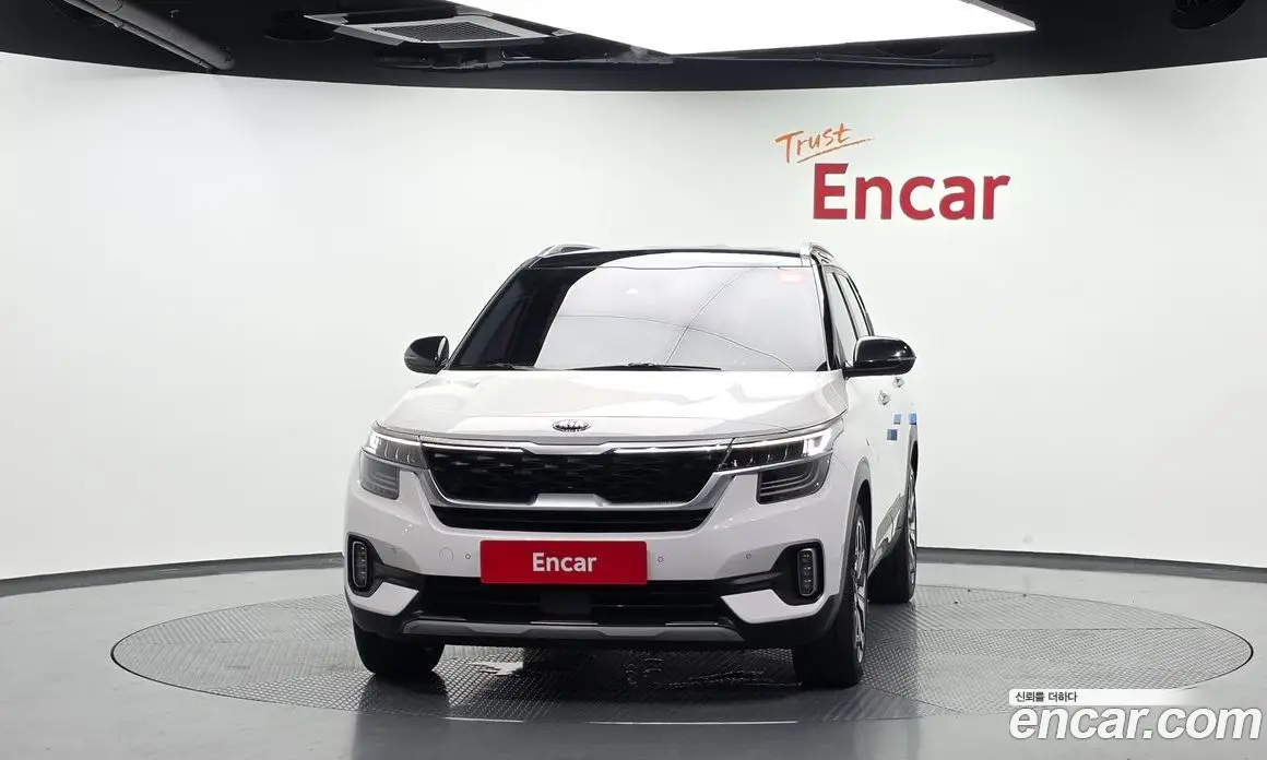 Kia Seltos 2019 1.6 автомат (гидро), фото 3 Kia Seltos 2019 1.6 автомат (гидро), фото 3