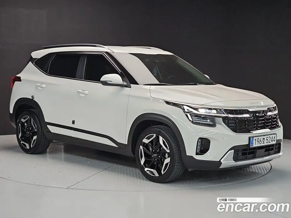 Kia Seltos 2023 2.0 автомат (гидро), фото 2