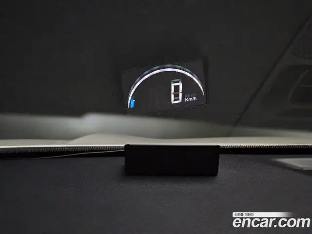 Kia Seltos 2023 2.0 автомат (гидро), миниатюра 10