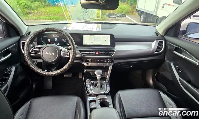 Kia Seltos 2023 1.6 автомат (гидро), миниатюра 2