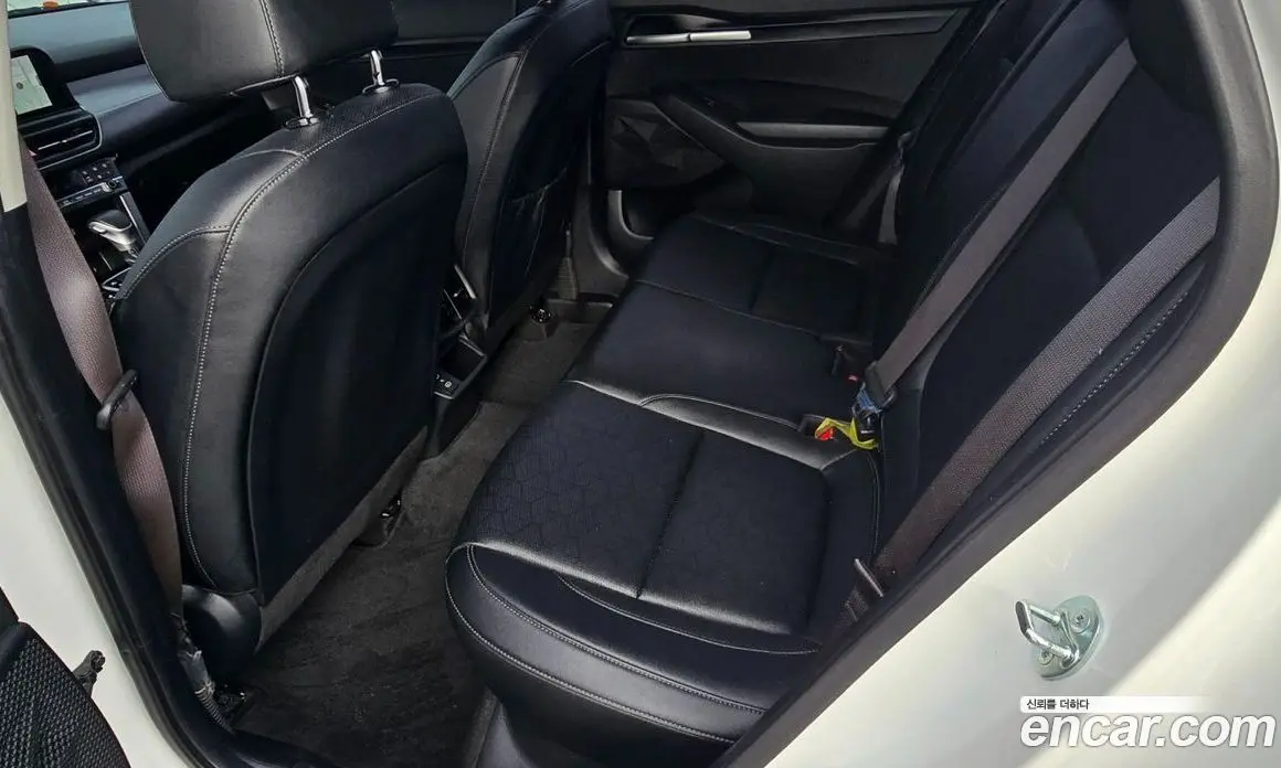 Kia Seltos 2023 1.6 автомат (гидро), фото 17