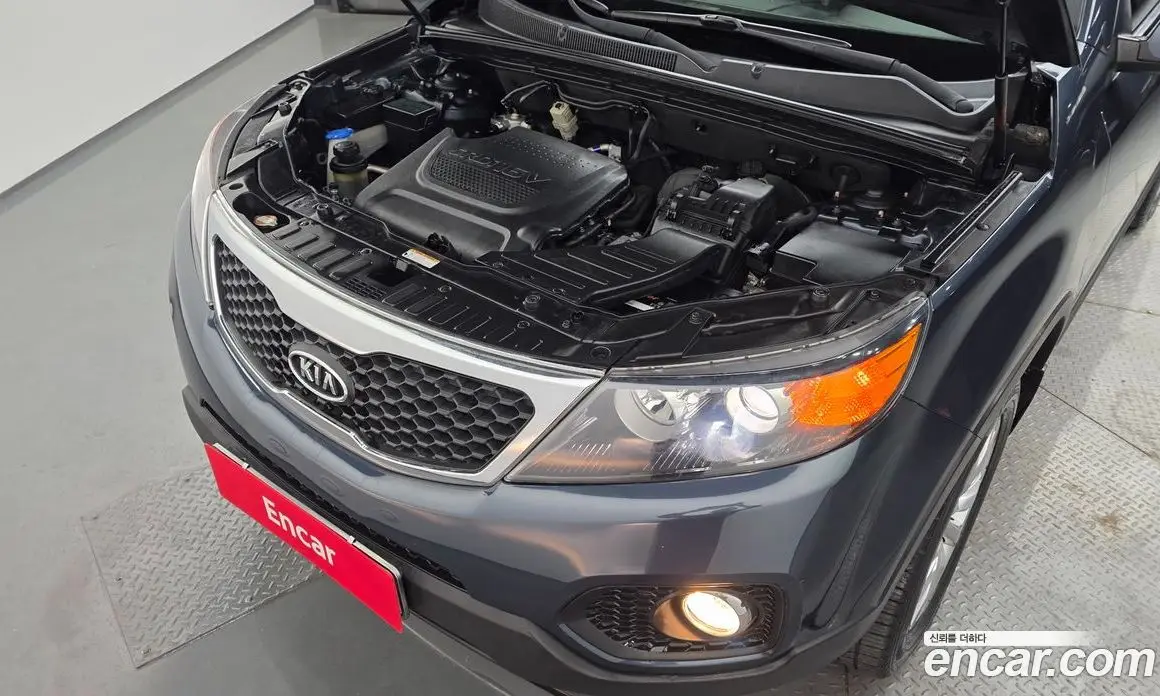 Kia Sorento 2011 2.2 автомат (гидро), фото 6