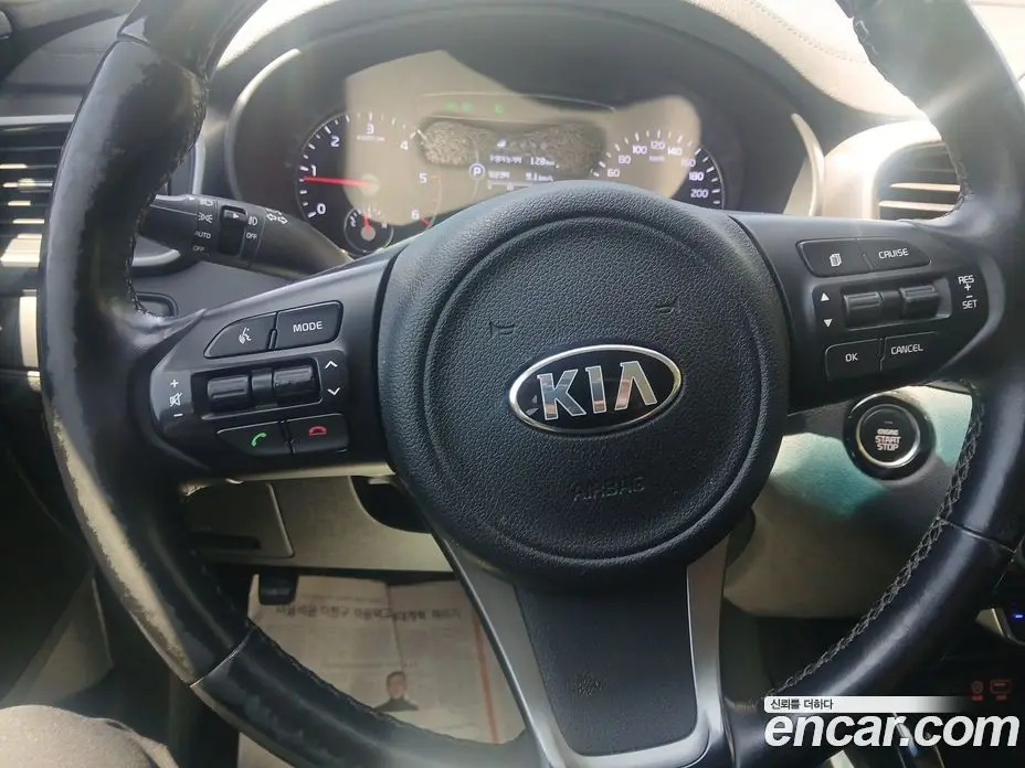 Kia Sorento 2015 2.0 автомат (гидро), фото 17 Kia Sorento 2015 2.0 автомат (гидро), фото 17