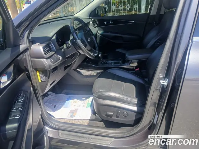 Kia Sorento 2015 2.0 автомат (гидро), миниатюра 10 Kia Sorento 2015 2.0 автомат (гидро), миниатюра 10