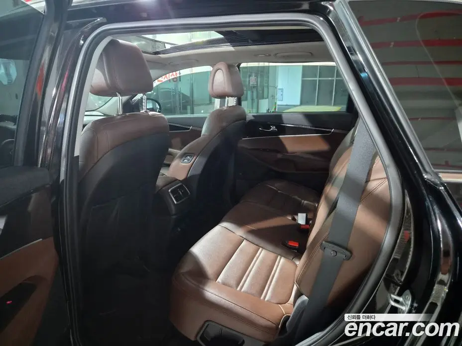 Kia Sorento 2015 2.0 автомат (гидро), фото 12