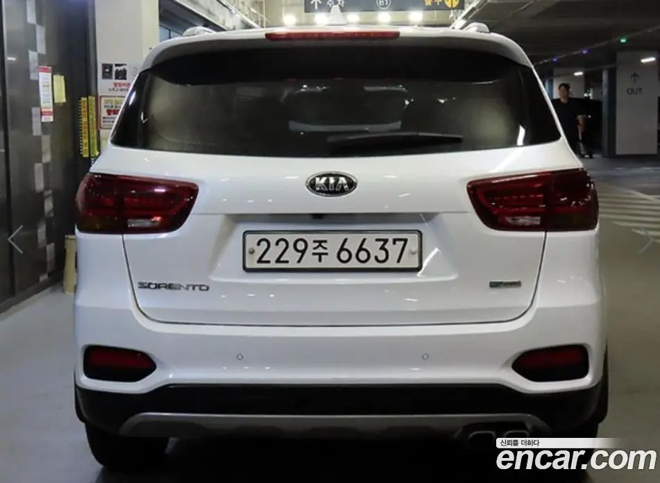 Kia Sorento 2017 2.2 автомат (гидро), фото 5 Kia Sorento 2017 2.2 автомат (гидро), фото 5