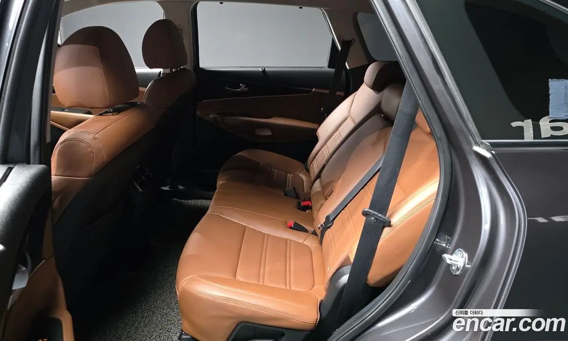 Kia Sorento 2019 2.0 автомат (гидро), фото 16 Kia Sorento 2019 2.0 автомат (гидро), фото 16