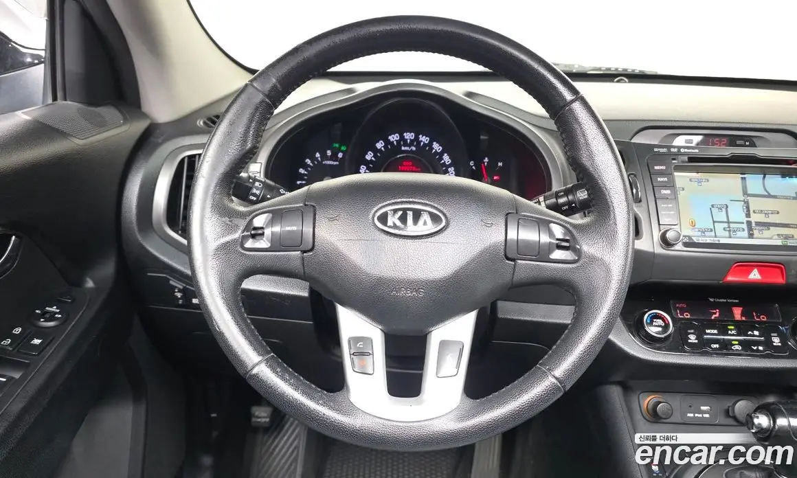 Kia Sportage 2010 2.0 автомат (гидро), фото 13