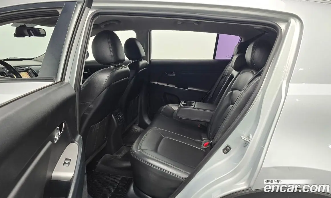 Kia Sportage 2013 2.0 автомат (гидро), фото 17