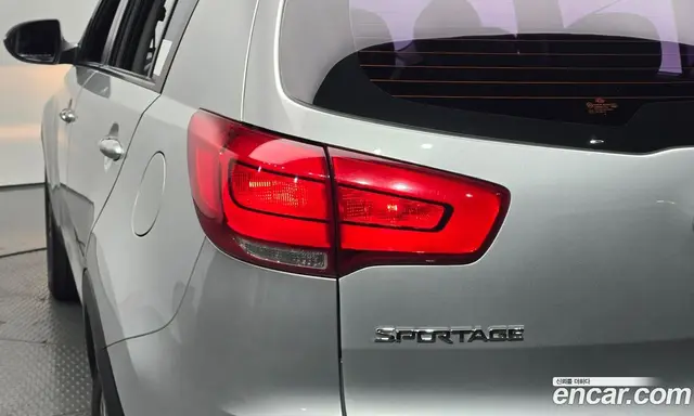 Kia Sportage 2013 2.0 автомат (гидро), миниатюра 8