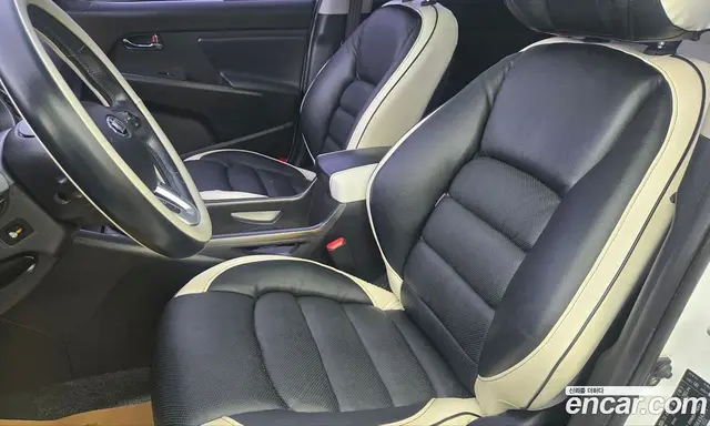 Kia Sportage 2013 2.0 автомат (гидро), миниатюра 11