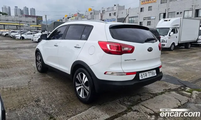 Kia Sportage 2013 2.0 автомат (гидро), миниатюра 5