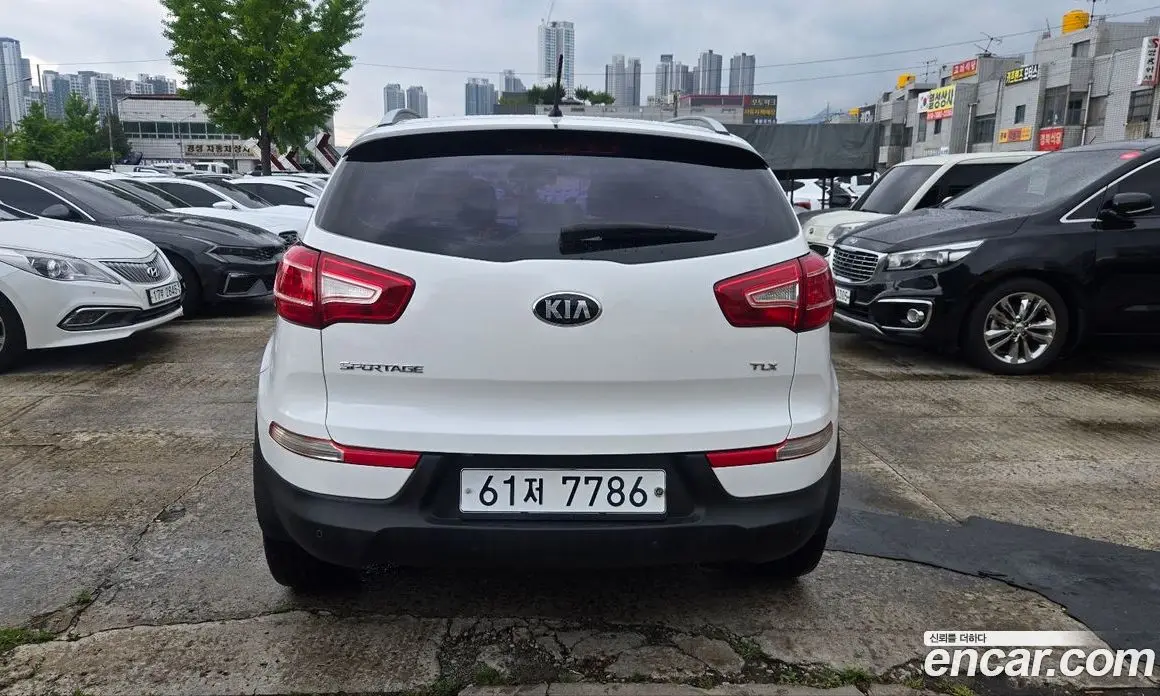 Kia Sportage 2013 2.0 автомат (гидро), фото 6
