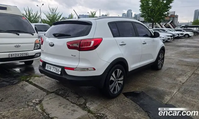 Kia Sportage 2013 2.0 автомат (гидро), миниатюра 7
