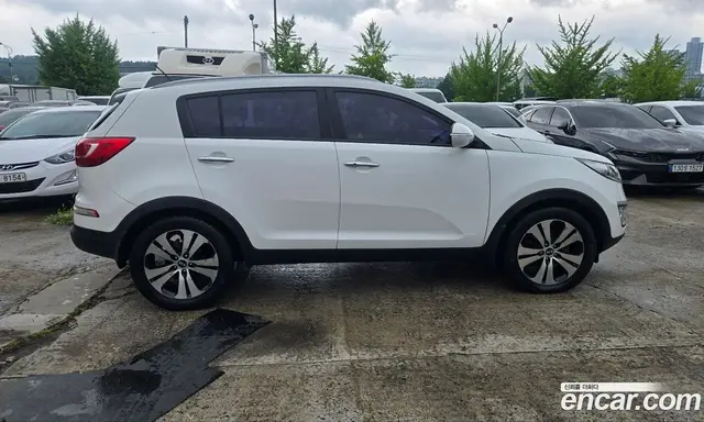 Kia Sportage 2013 2.0 автомат (гидро), миниатюра 8
