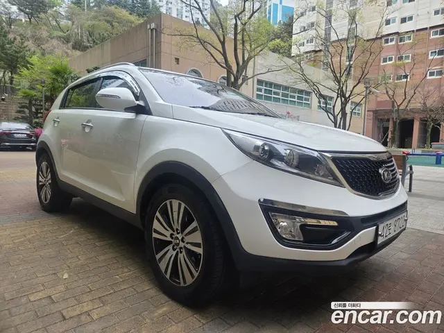 Kia Sportage 2014 2.0 автомат (гидро), миниатюра 5