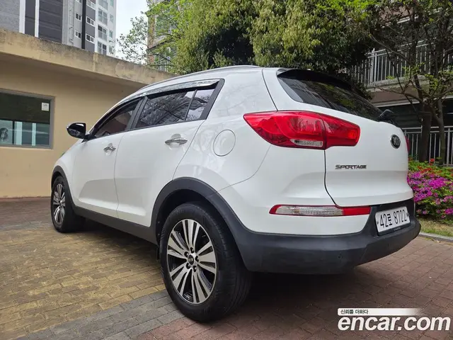 Kia Sportage 2014 2.0 автомат (гидро), миниатюра 8