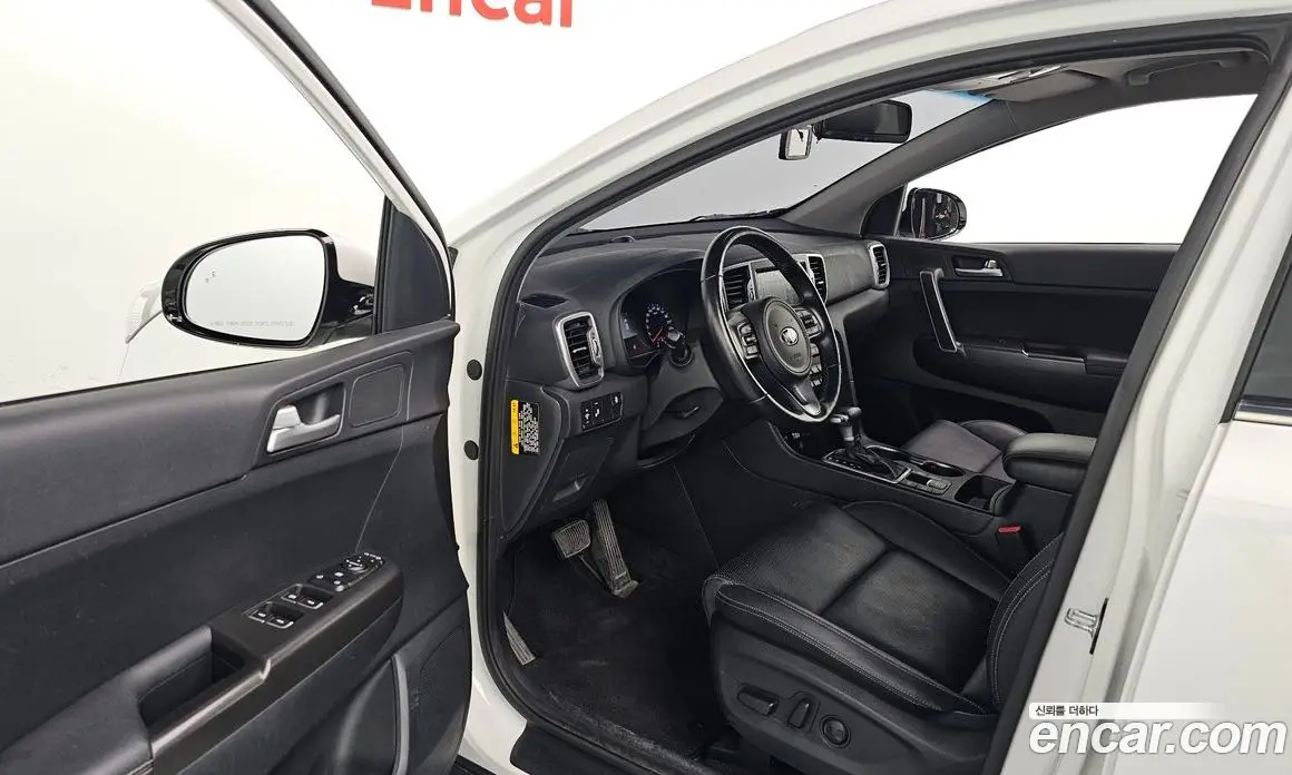Kia Sportage 2017 2.0 автомат (гидро), фото 12